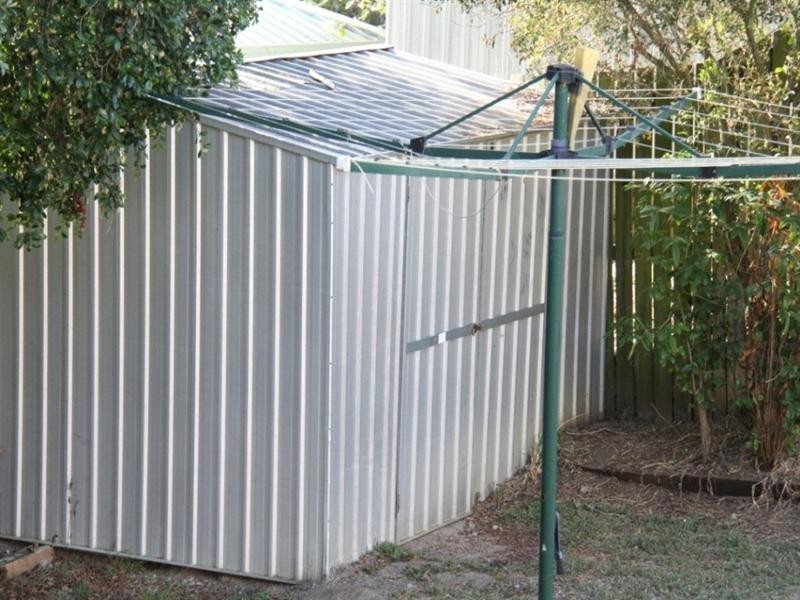 13 Curtis Avenue, Boyne Island QLD 4680