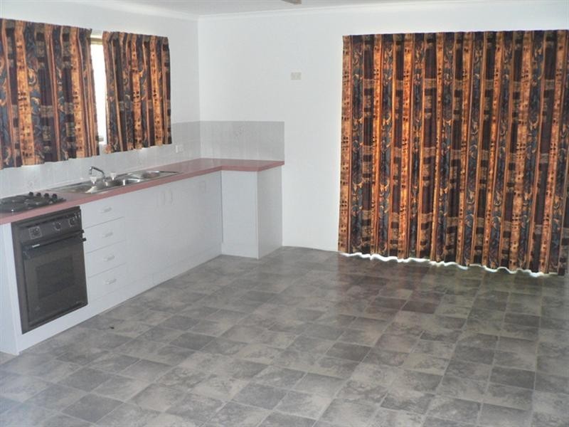 1 Darragh Street, Tannum Sands QLD 4680