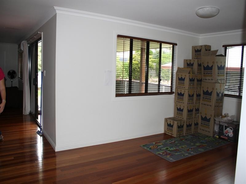 9 LIGHTHOUSE Drive, Boyne Island QLD 4680