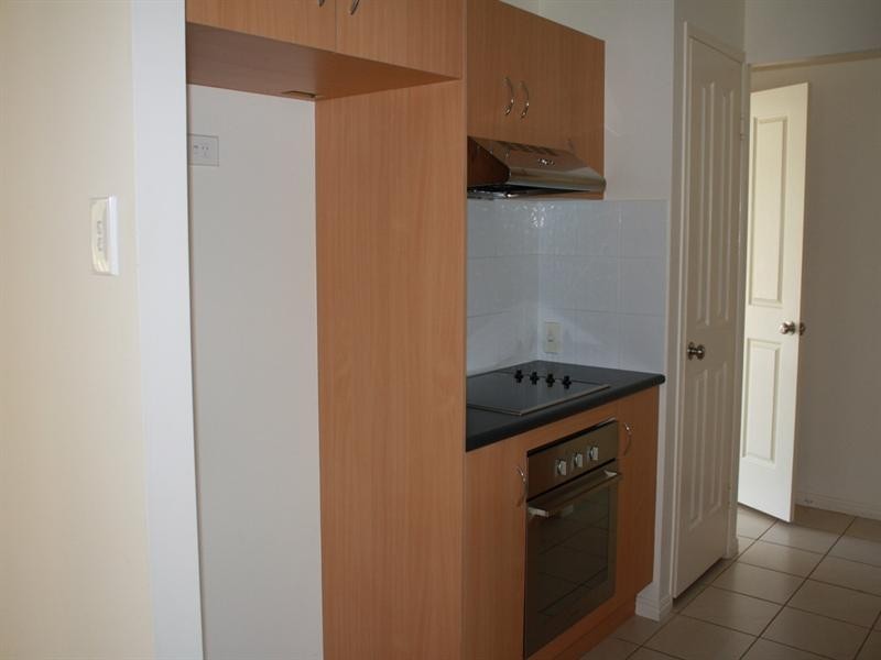 25 Golf View Drive, Boyne Island QLD 4680