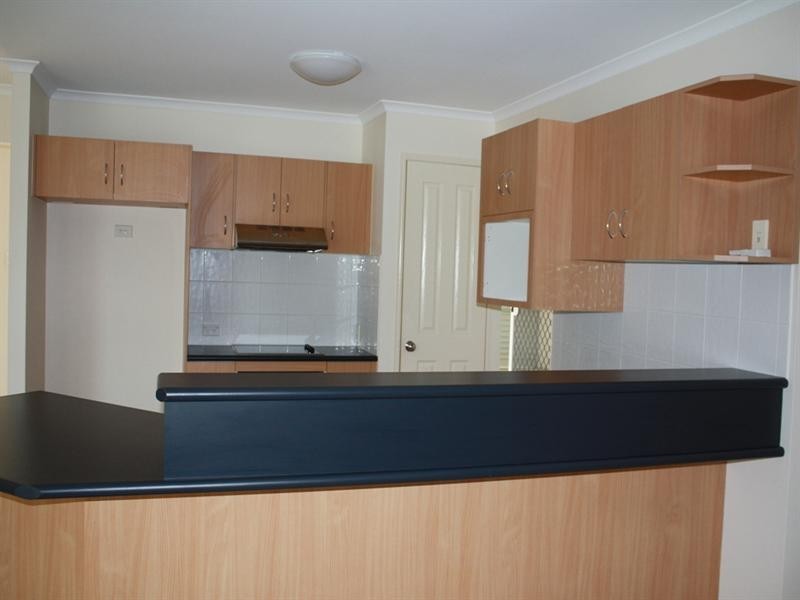 25 Golf View Drive, Boyne Island QLD 4680