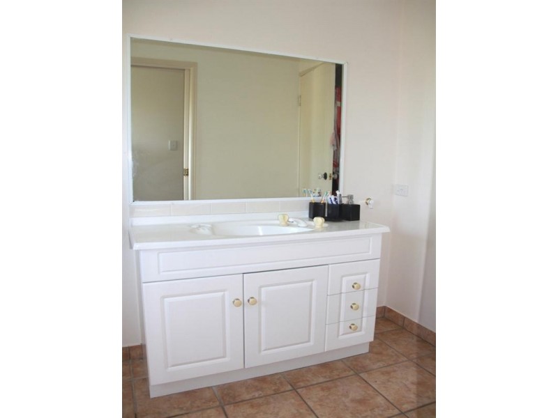 Unit 3, 2 Hampton Drive, Tannum Sands QLD 4680