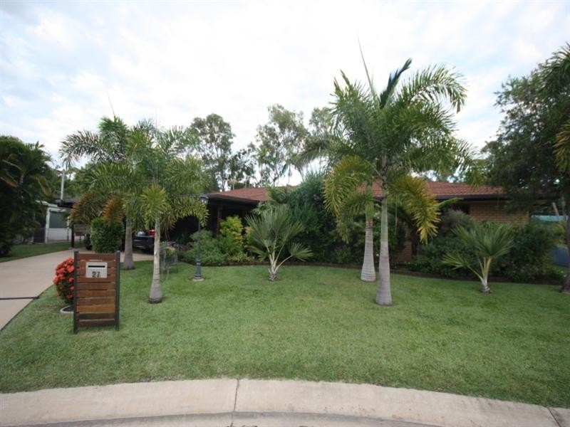 27 Fifteenth A Street, Home Hill QLD 4806