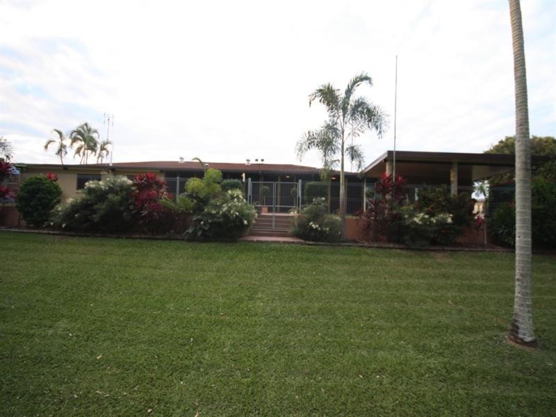 27 Fifteenth A Street, Home Hill QLD 4806