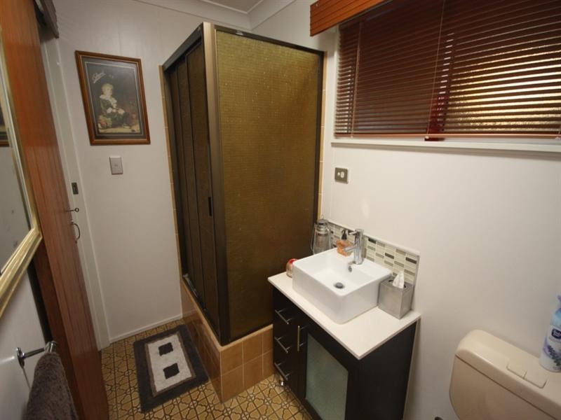 27 Fifteenth A Street, Home Hill QLD 4806