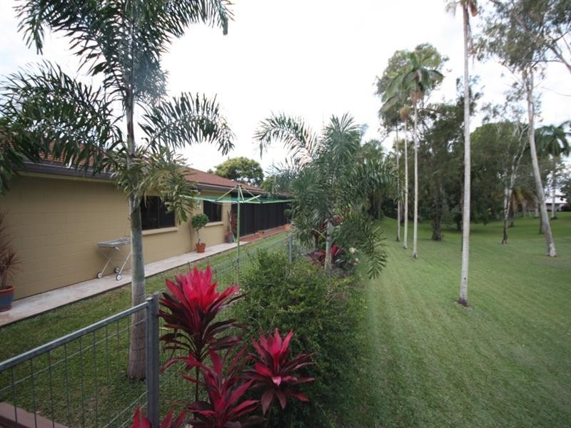 27 Fifteenth A Street, Home Hill QLD 4806