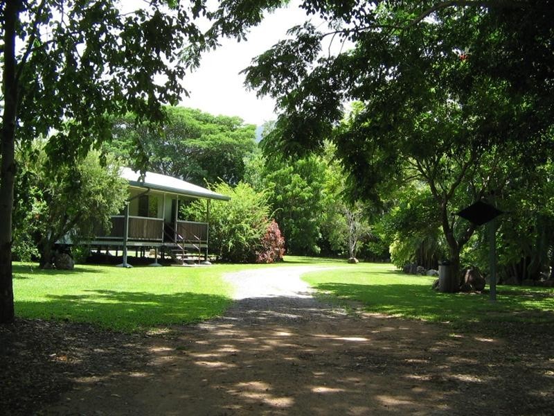 Mount Surround QLD 4809