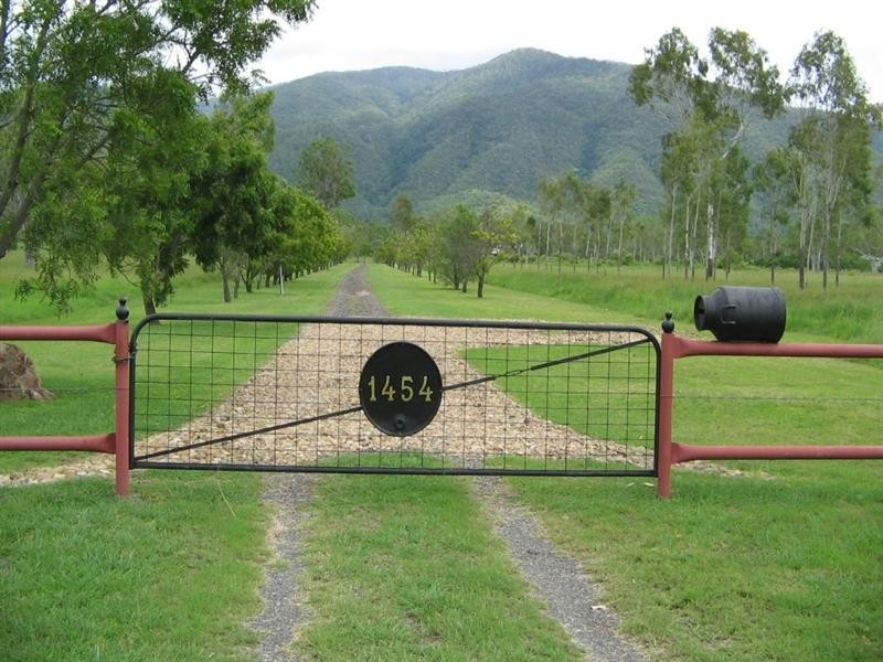 Mount Surround QLD 4809