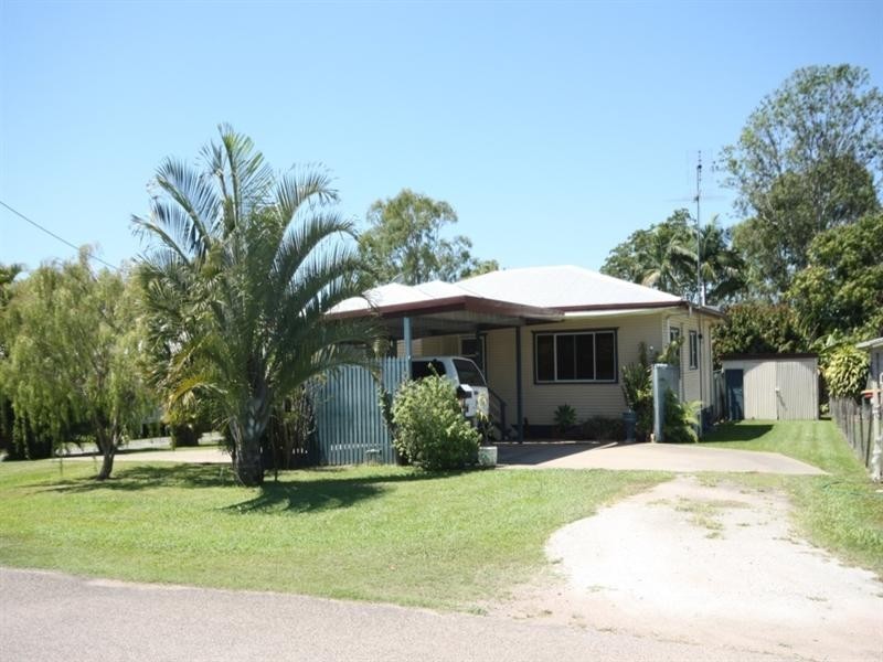 10 Ahern Street, Ayr QLD 4807
