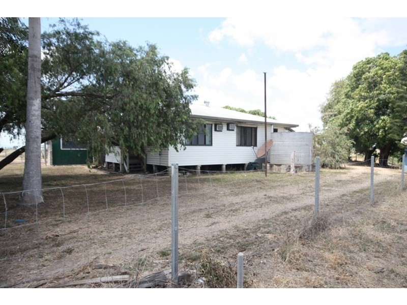 163 Bayliss Road, Fredericksfield QLD 4806