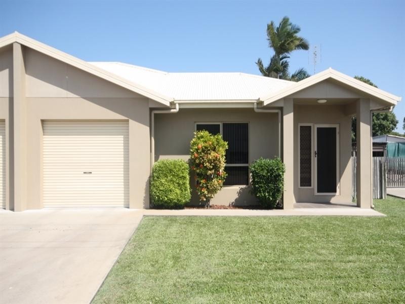 1/36A Wilmington Street, Ayr QLD 4807