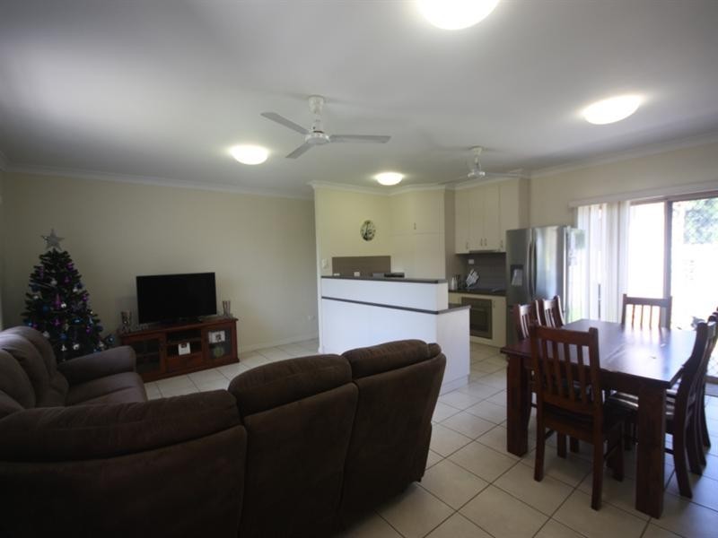 1/36A Wilmington Street, Ayr QLD 4807