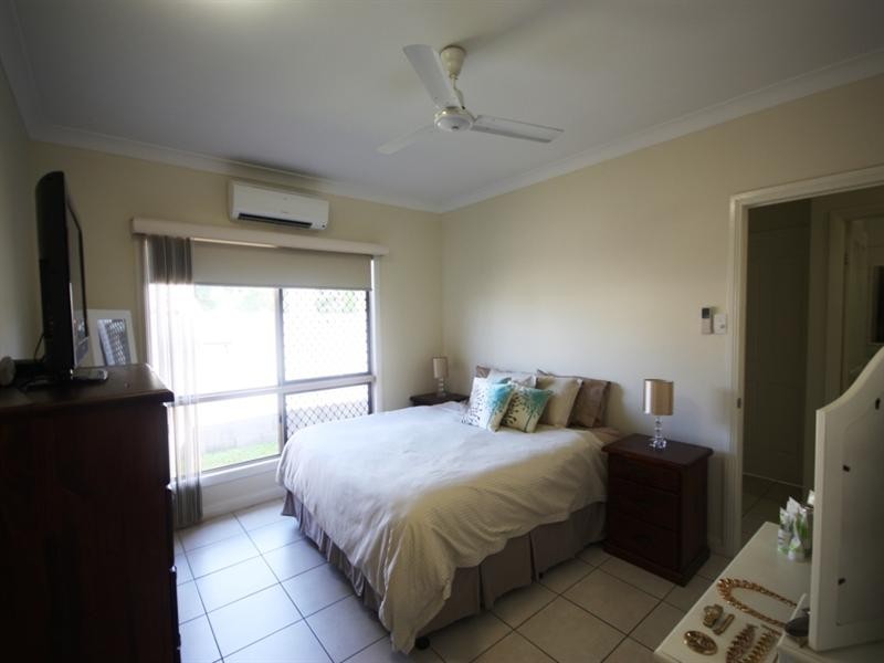 1/36A Wilmington Street, Ayr QLD 4807