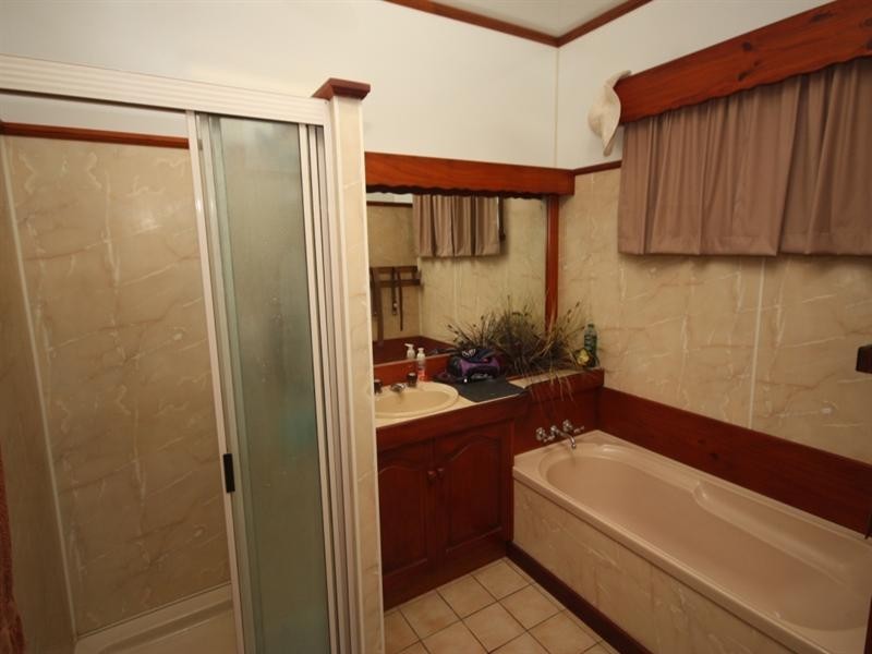 18 Searle Court, Ayr QLD 4807