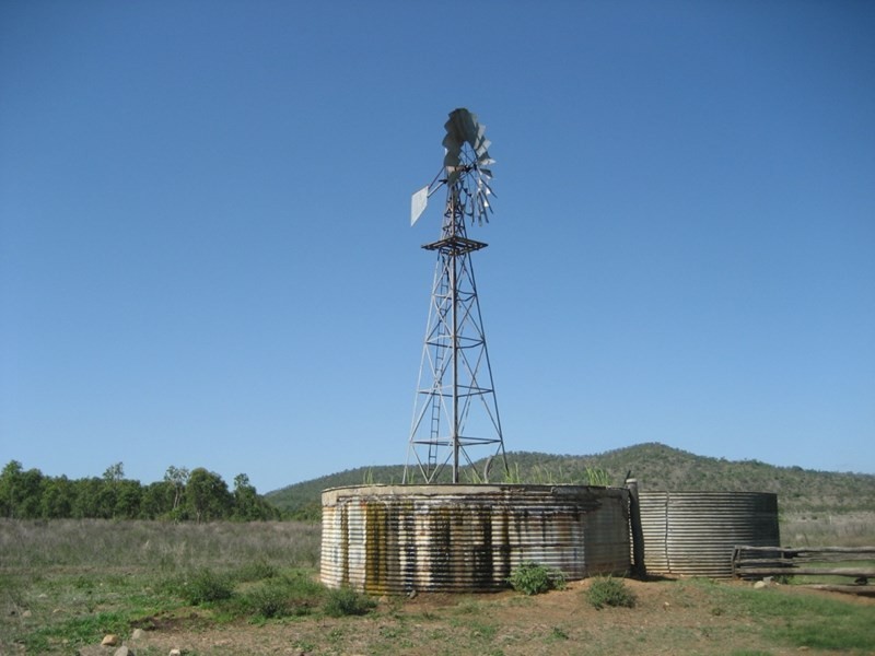 Fredericksfield QLD 4806