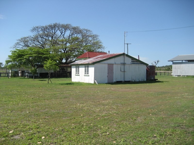 Fredericksfield QLD 4806