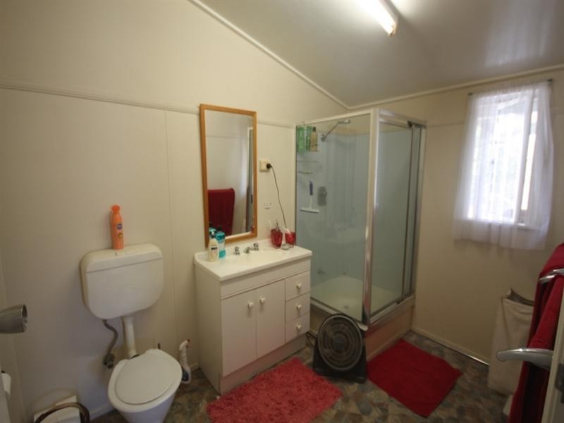 23 Fourth Avenue, Home Hill QLD 4806