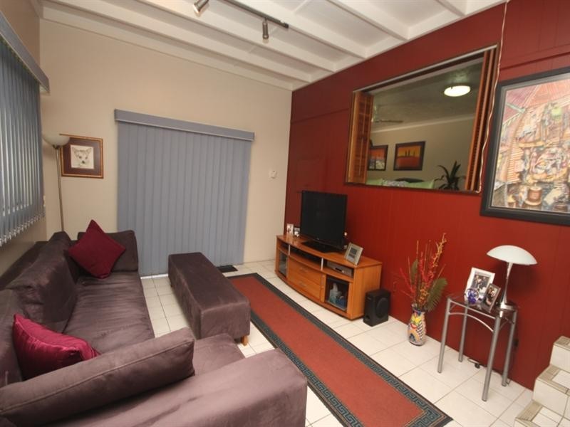 55 Mackenzie Street, Ayr QLD 4807