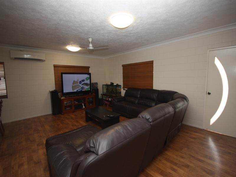 10 Palm Court, Ayr QLD 4807