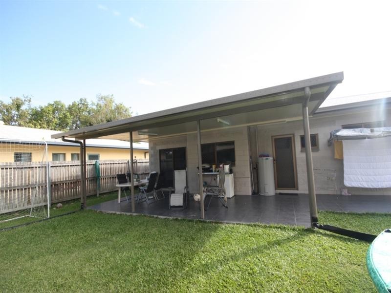 10 Palm Court, Ayr QLD 4807