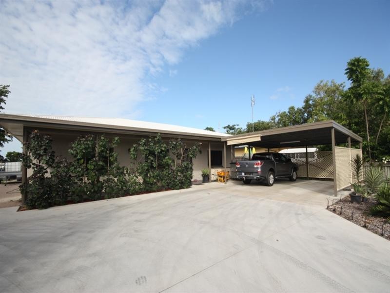 10 Palm Court, Ayr QLD 4807
