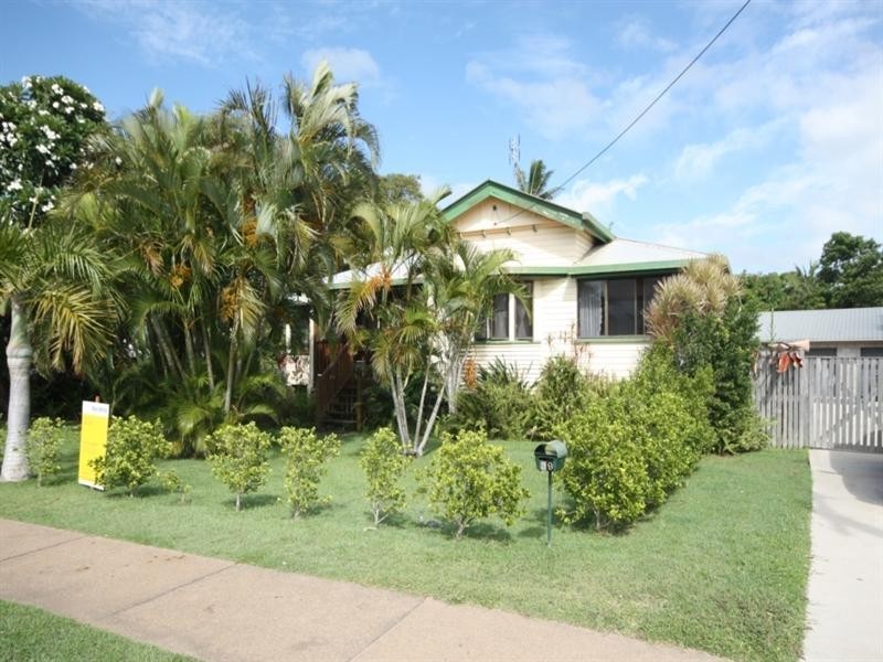 39 Ross Street, Ayr QLD 4807