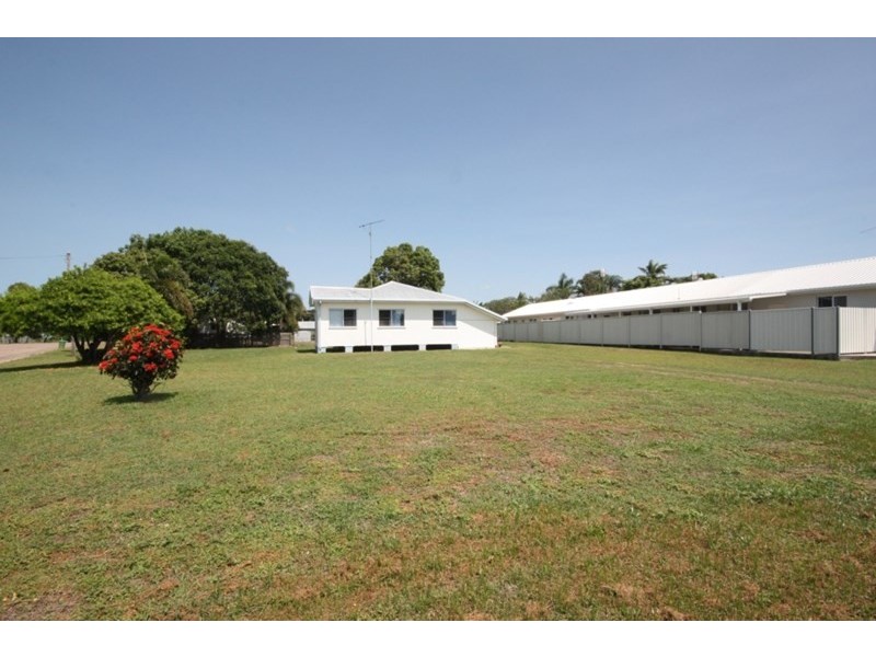 25-27 Little Drysdale Street, Ayr QLD 4807