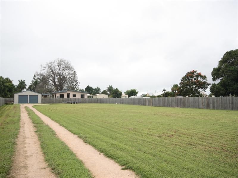 50 Hoey Street, Ayr QLD 4807