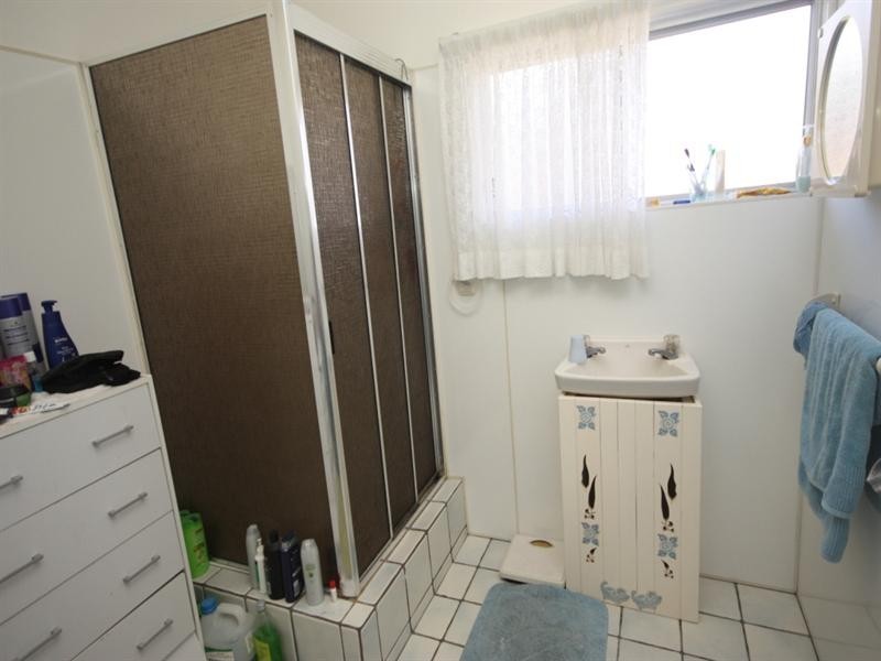 9 Hayes Street, Ayr QLD 4807