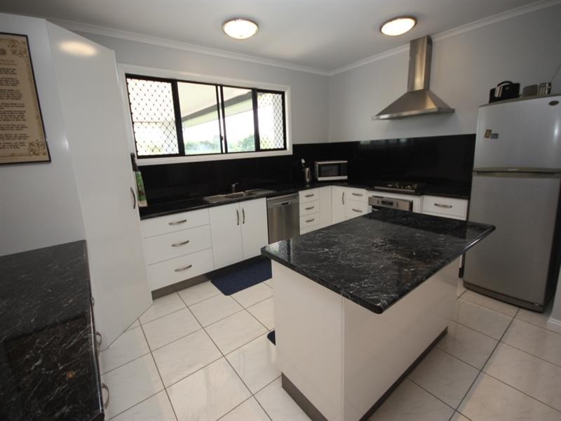 66 Northern Road, Rita Island QLD 4807