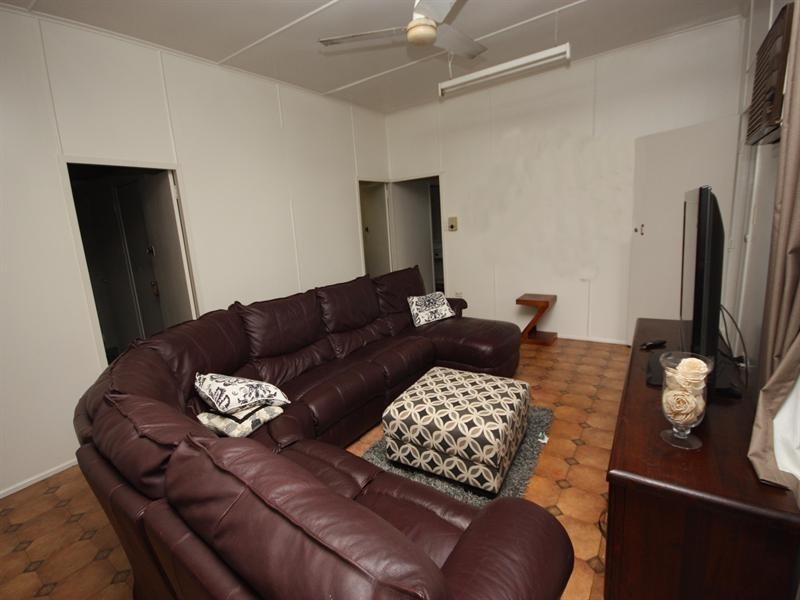 14 Carey Street, Giru QLD 4809