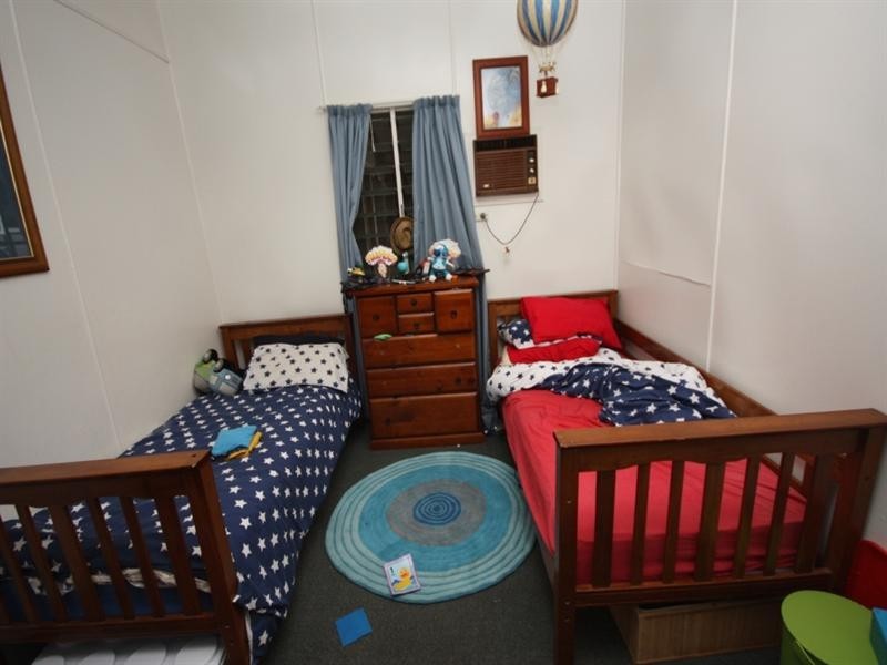 14 Carey Street, Giru QLD 4809