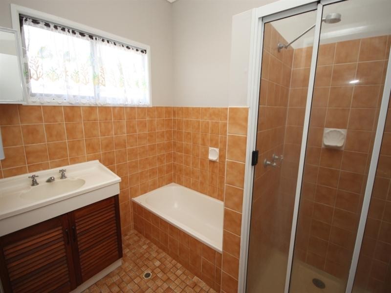 62 Ross Street, Ayr QLD 4807