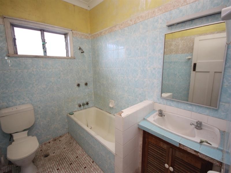 38 Bower Street, Ayr QLD 4807