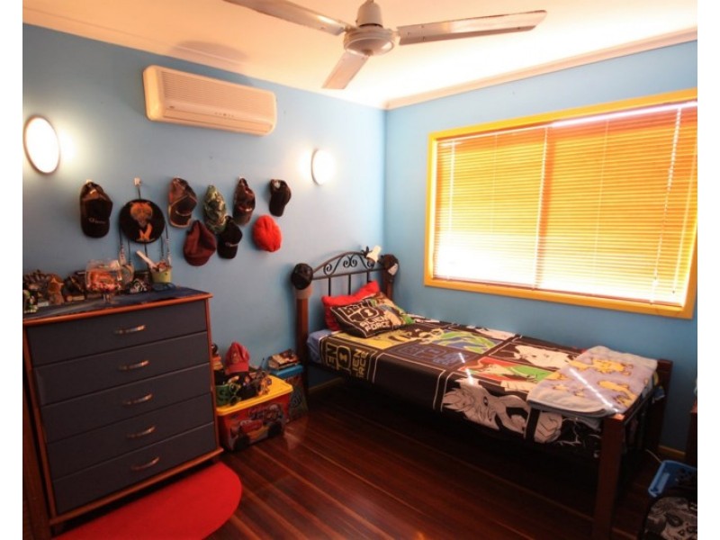 20 Moss Street, Ayr QLD 4807