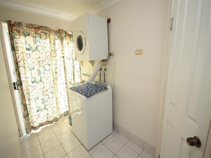 28 Eleventh Avenue, Home Hill QLD 4806