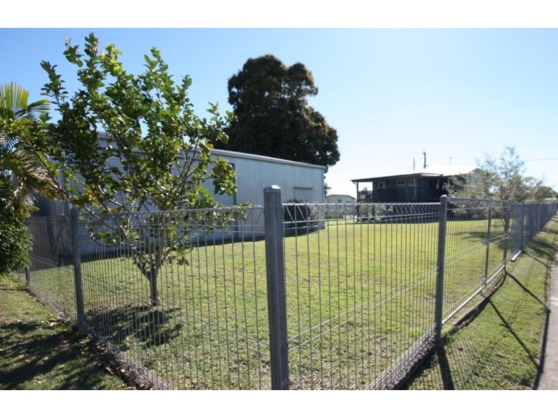 120 Thirteenth Avenue, Home Hill QLD 4806