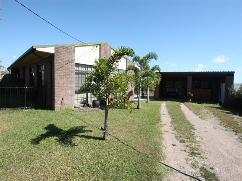 10 Pacific Court, Brandon QLD 4808