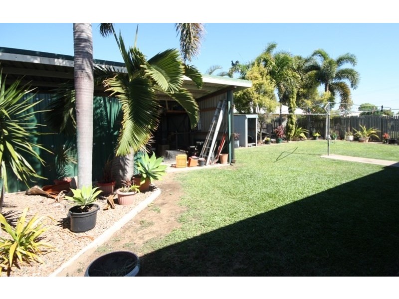 3 Gainsborough Drive, Ayr QLD 4807