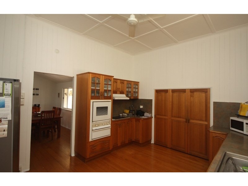 25 Munro Street, Brandon QLD 4808