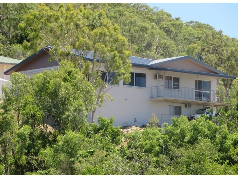 10 Kookaburra Terrace, Wunjunga QLD 4806