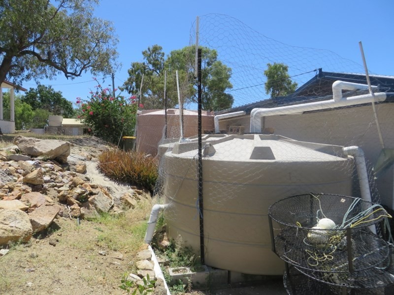 10 Kookaburra Terrace, Wunjunga QLD 4806