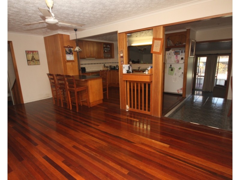 3 Fourth Avenue, Home Hill QLD 4806