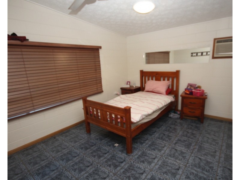 3 Fourth Avenue, Home Hill QLD 4806