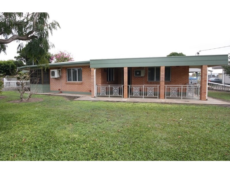 56 Fourth Street, Home Hill QLD 4806