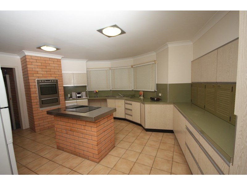 56 Fourth Street, Home Hill QLD 4806