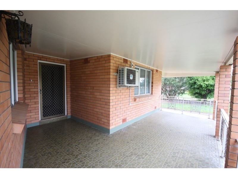 56 Fourth Street, Home Hill QLD 4806