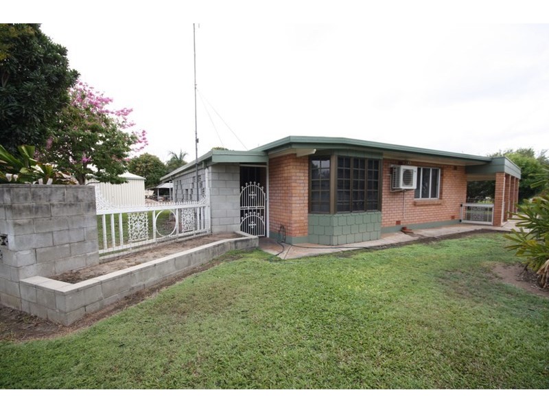 56 Fourth Street, Home Hill QLD 4806