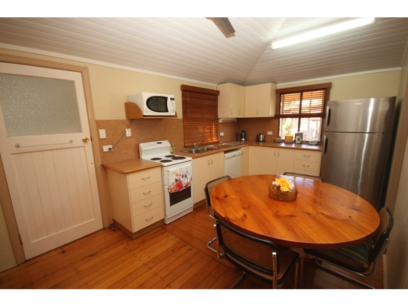 117 Munro Street, Ayr QLD 4807