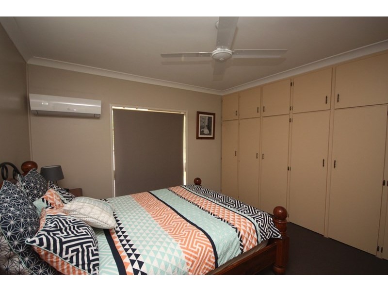 88-90 Munro Street, Brandon QLD 4808